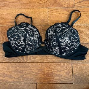 Lightly padded lace bra